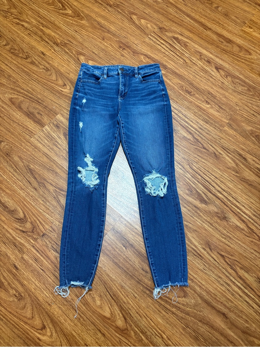 American Eagle Outfitters “The Dream Jean” Dark Blue Ripped Skinny Jeans Size 6